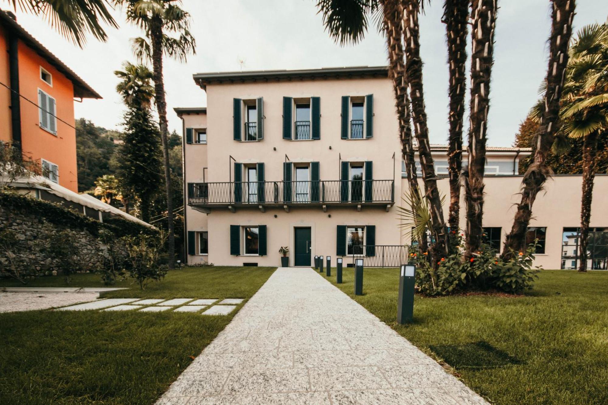 Gio Leo Guest House Леза Экстерьер фото